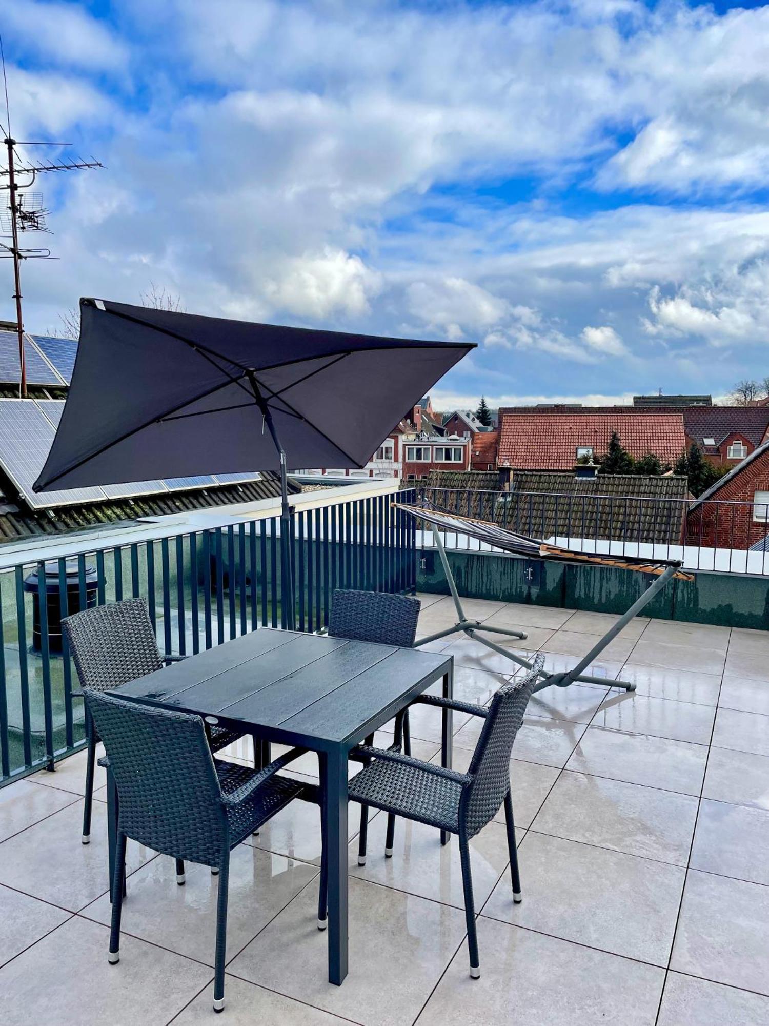 Ahaus: Stadtoase Mit Terrasse & Privater Garage Exterior photo