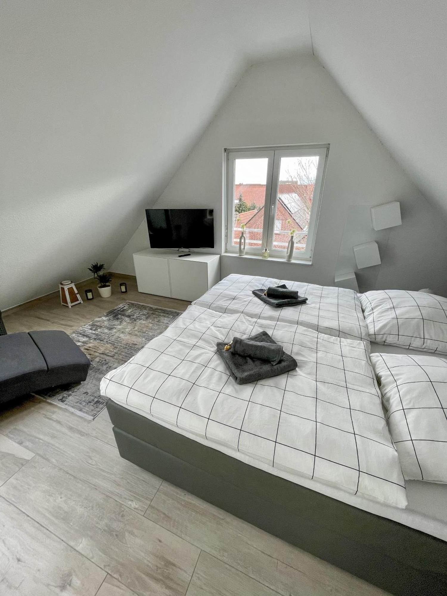 Ahaus: Stadtoase Mit Terrasse & Privater Garage Exterior photo